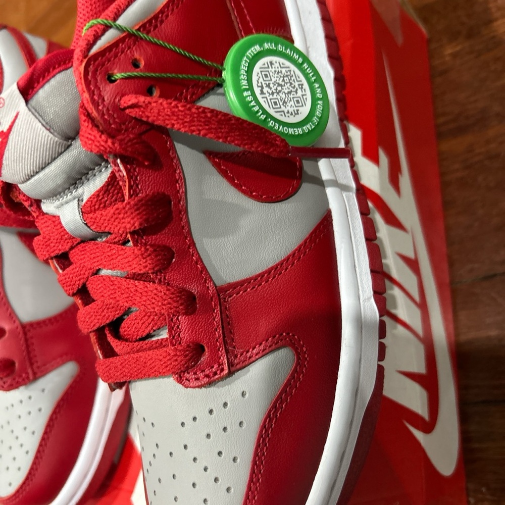 Size 4.5 UNLV Wmns Dunks